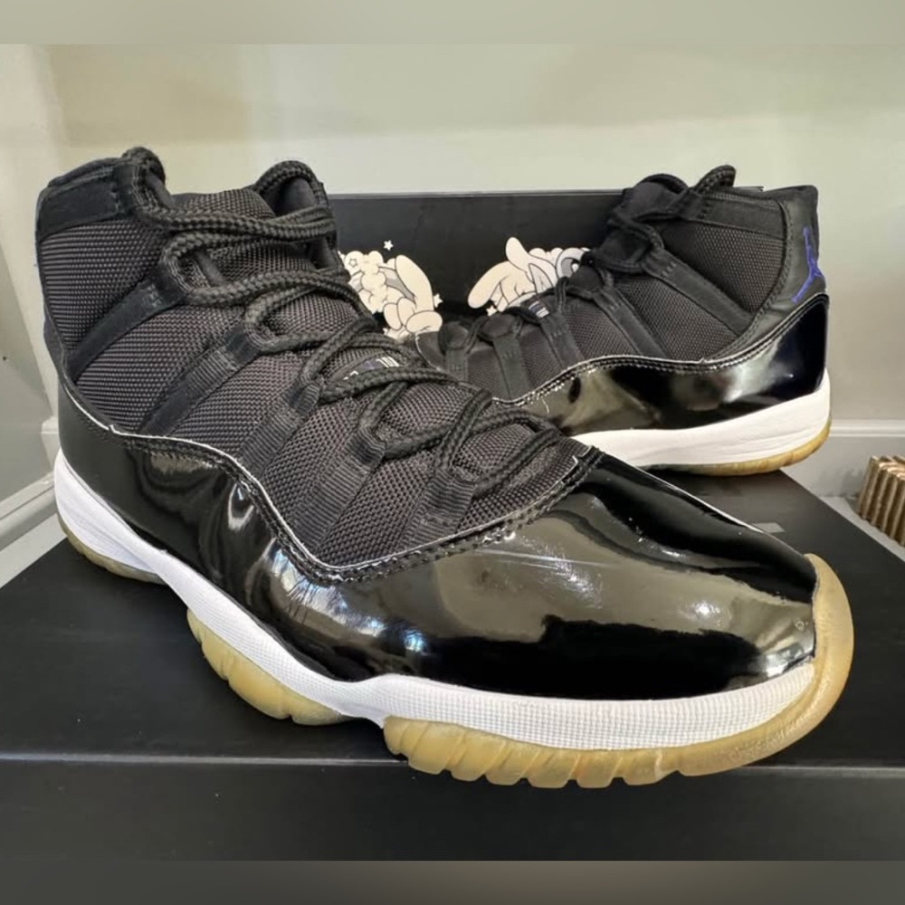 Air Jordan 11 Retro "Space Jam" Size 11 w/ Box